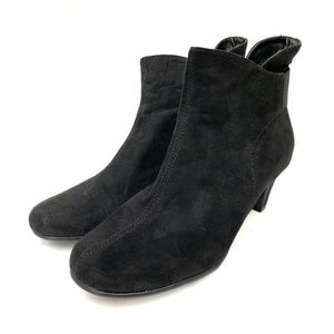 Aerosoles Heelrest Suede Women’s Size 10 Boots